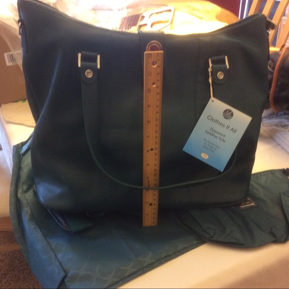 Tote - Picture 4 of 5